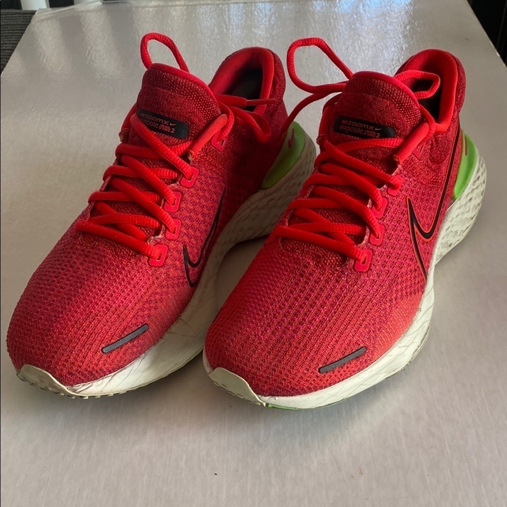 NIKE ZoomX Invincible Run 2 Flyknit Siren Red Colorway # DH5425-600 Size 10.5
